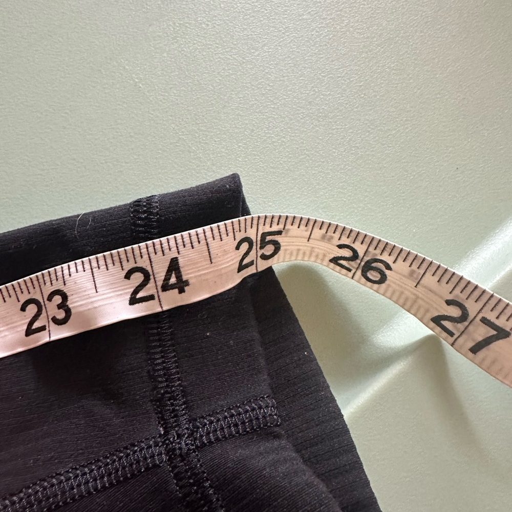 Lululemon Wunder Train High-Rise Ribbed Tight 25" Black W5FY2S size 6 - Picture 4 of 6